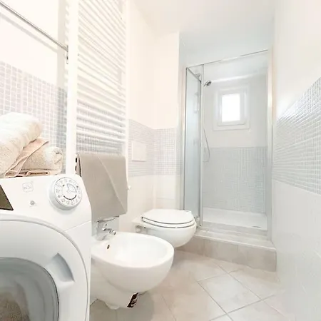 Duomo - Cruises - Downtown - Disneyplus - Wifi Apartmán Savona